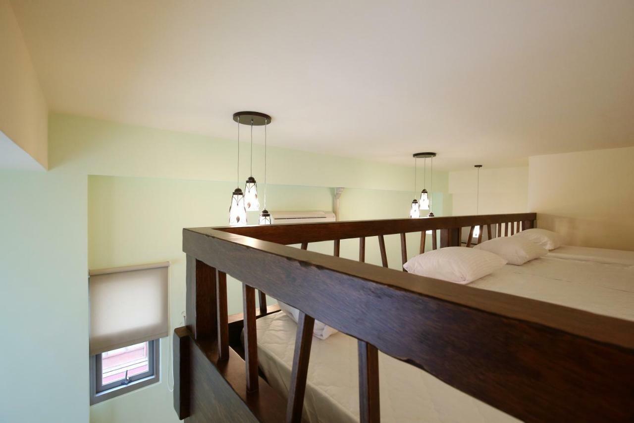 Xiao Songzi Station Maeda Elevator Guesthouse Hualien City Exterior photo